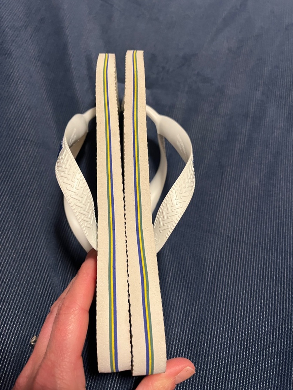 Havaianas White Flip Flop Sandals - Picture 6 of 6